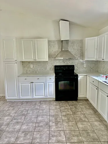 27285 Azen Loop Photo 1