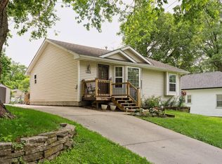 221 E Payton Ave, Des Moines, IA 50315