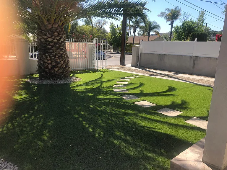 5111 Avenida Oriente — Photo 3