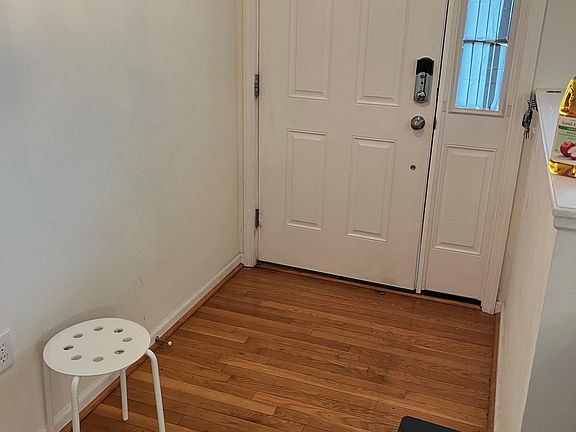 5th image of 4461 Riverview Ln