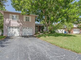 8540 140th St, Seminole, FL 33776