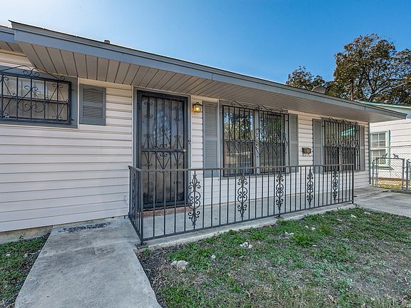 4th image of 354 LAS PALMAS DR