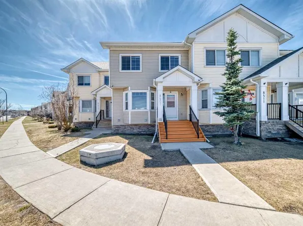 8407 Saddlebrook Dr NE, Calgary, AB T3J 0P9