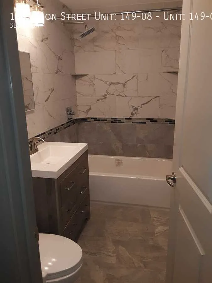 3 bed, 1.5 bath, 1250 sqft, $2,450 — Photo 3
