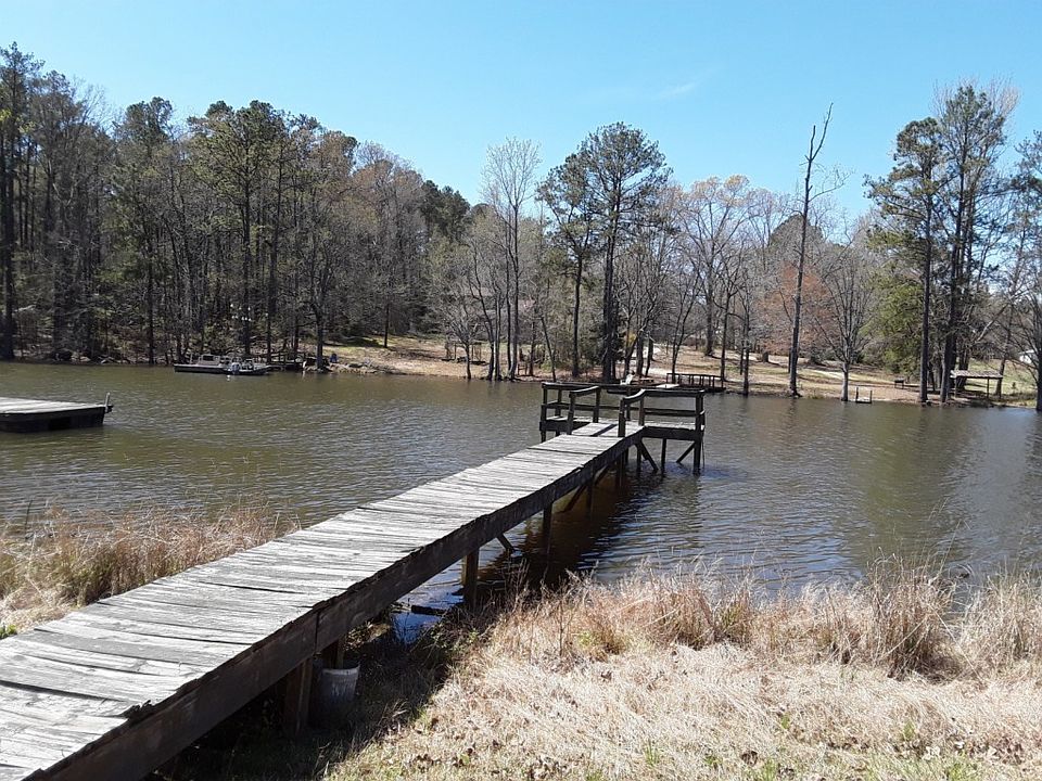 2nd image of 1053 Leisure Point Rd