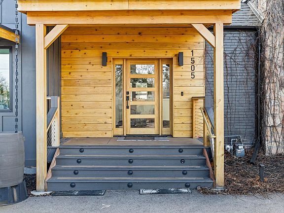 3rd image of 1505 W Prospect Rd