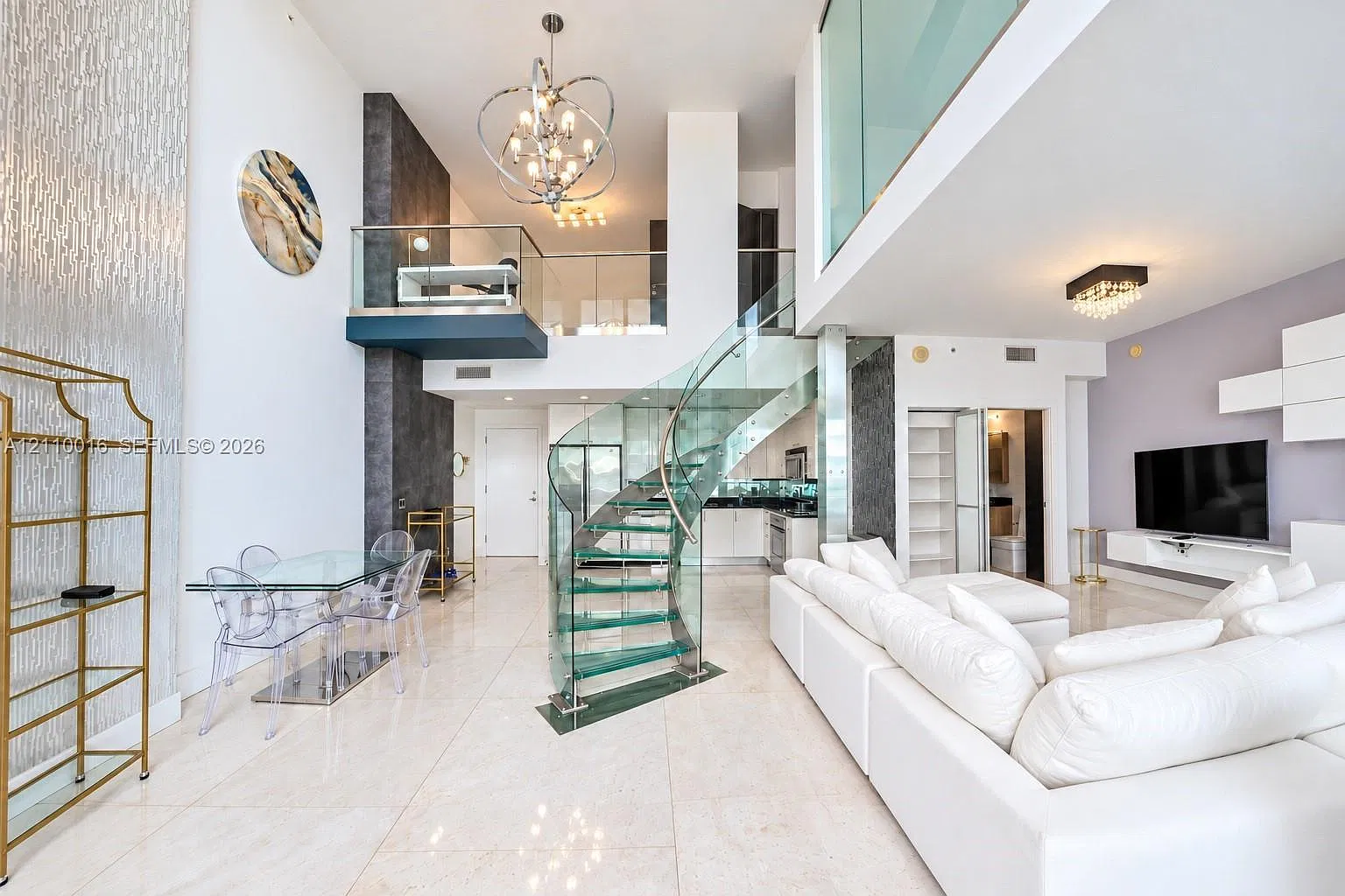Infinity At Brickell Cond — Photo 3
