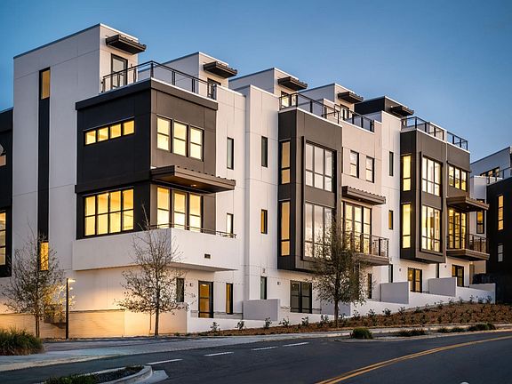 2nd image of 37 Meadow Dr #4