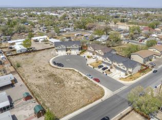 690 Desert Springs Ct, Fallon, NV 89406