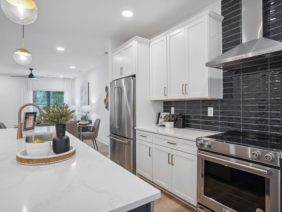 1st image of 2735 N Davidson St #1019