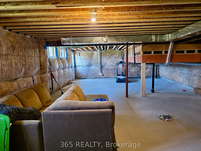 223 Warden St — Photo 47