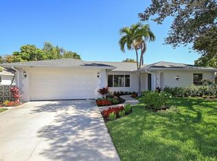 169 Johnnycake Dr, Naples, FL 34110