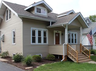 406 S Summit Ave, Villa Park, IL