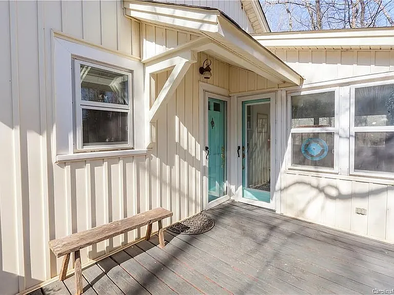3821 Eagle Lake Dr — Photo 3