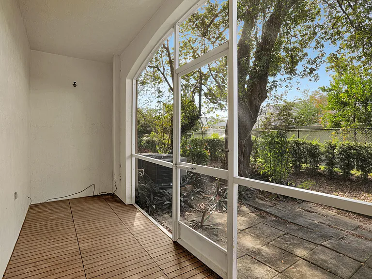6527 Catalina Ln — Photo 14