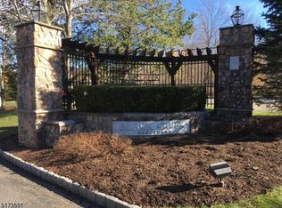 2 Maple Cres UNIT 14, Vernon, NJ 07462