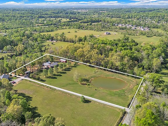 4th image of 1819 Barker Rd