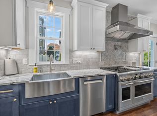 9-9 S Munroe Ter, Dorchester, MA 02122