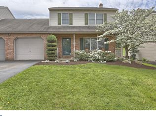 182 S View Rd, Fleetwood, PA 19522