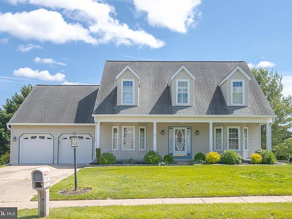 5th image of 729 Rosecroft Ct