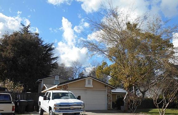3rd image of 6113 Rich Hill Dr