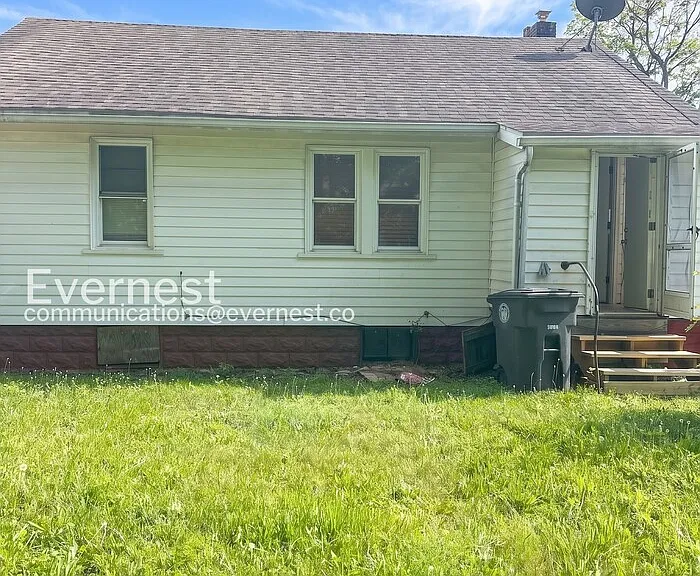 1093 Georgia Ave — Photo 23