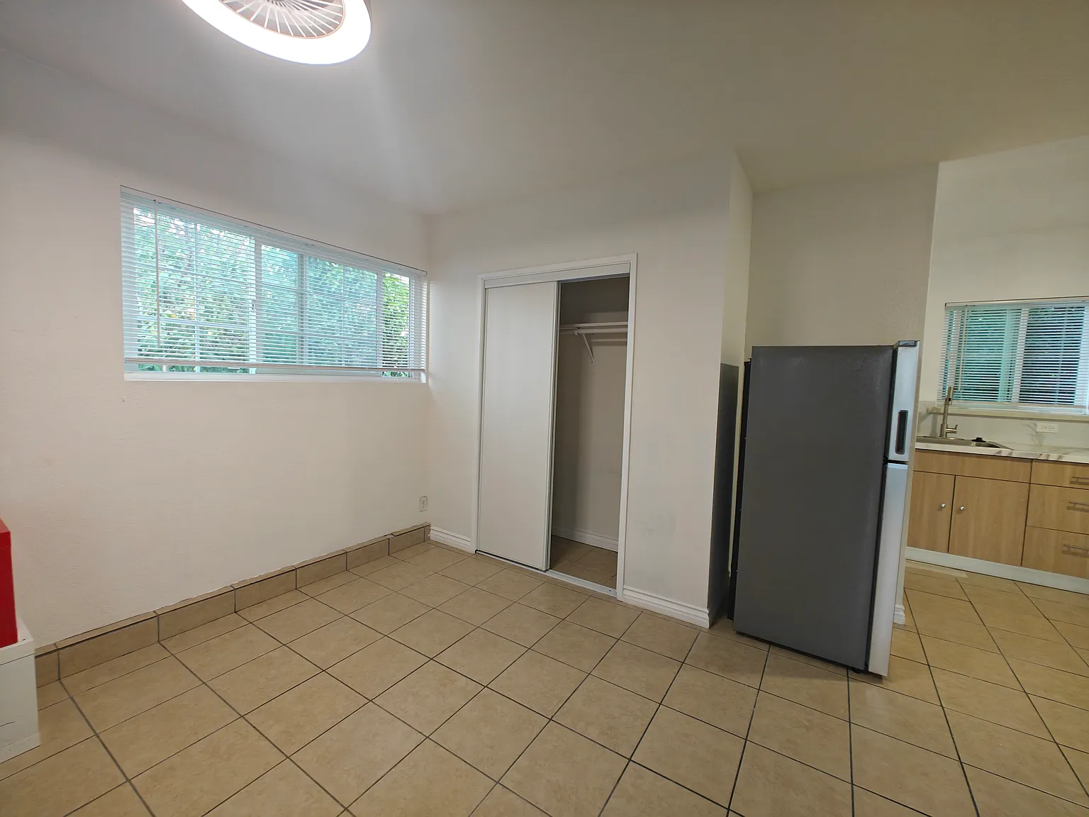 Studio, 480 sqft, $1,500 — Photo 2