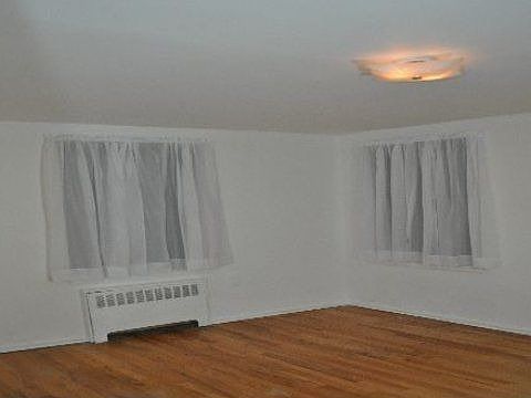 4th image of 3222 89th St APT 505