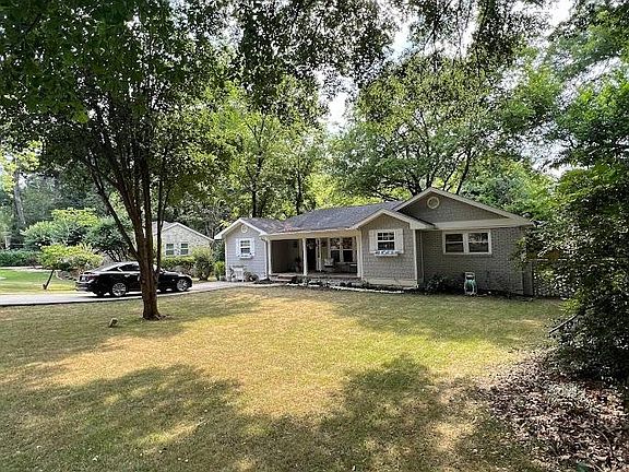 Front yard house view from Strathmore Drive.