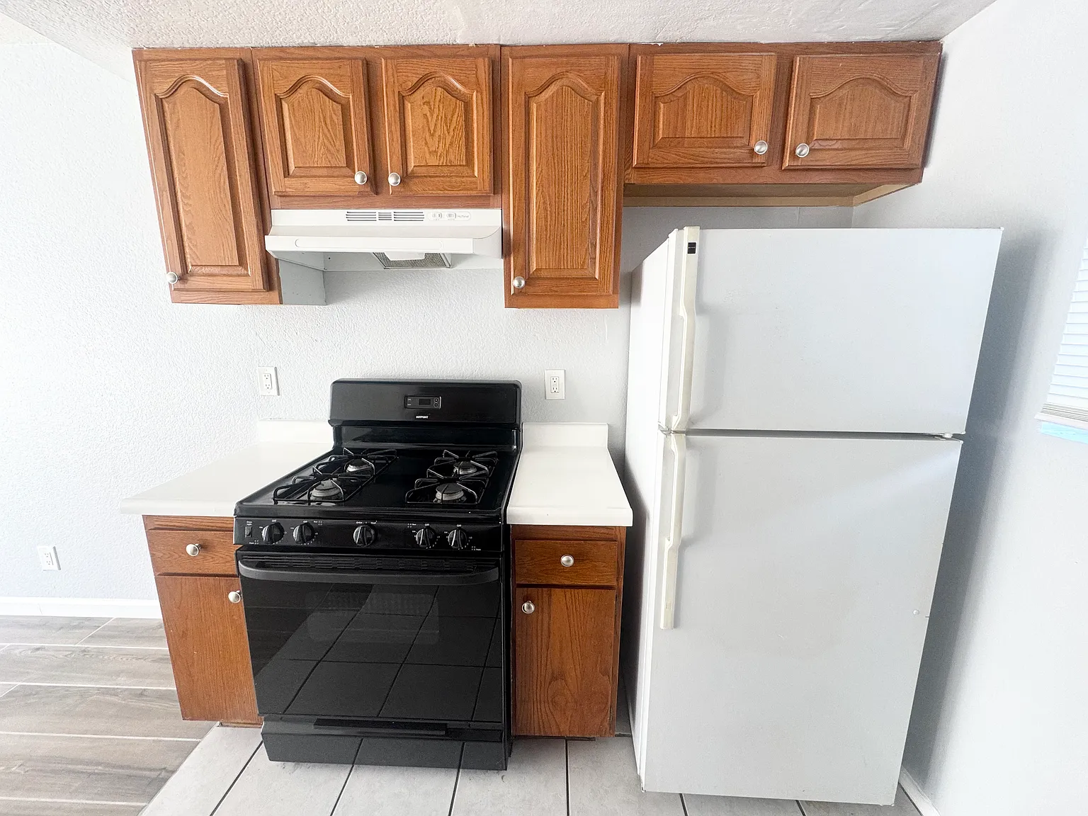 Studio, 350 sqft, $1,790 — Photo 3