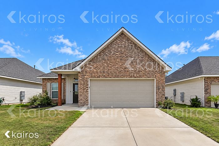 1st image of 203 Teddy Ln