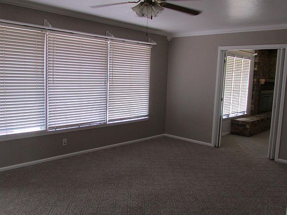 5th image of 1708 W Crescent Dr