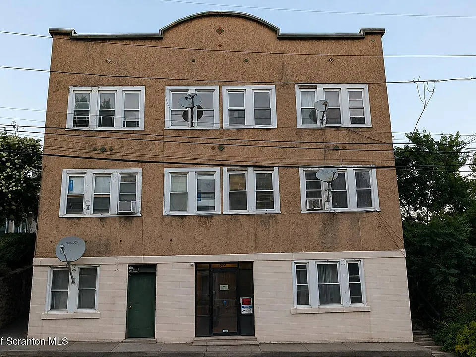 914 W Lackawanna Ave #6