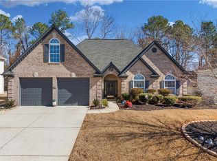 374 Cherington Ln, Lawrenceville, GA 30044