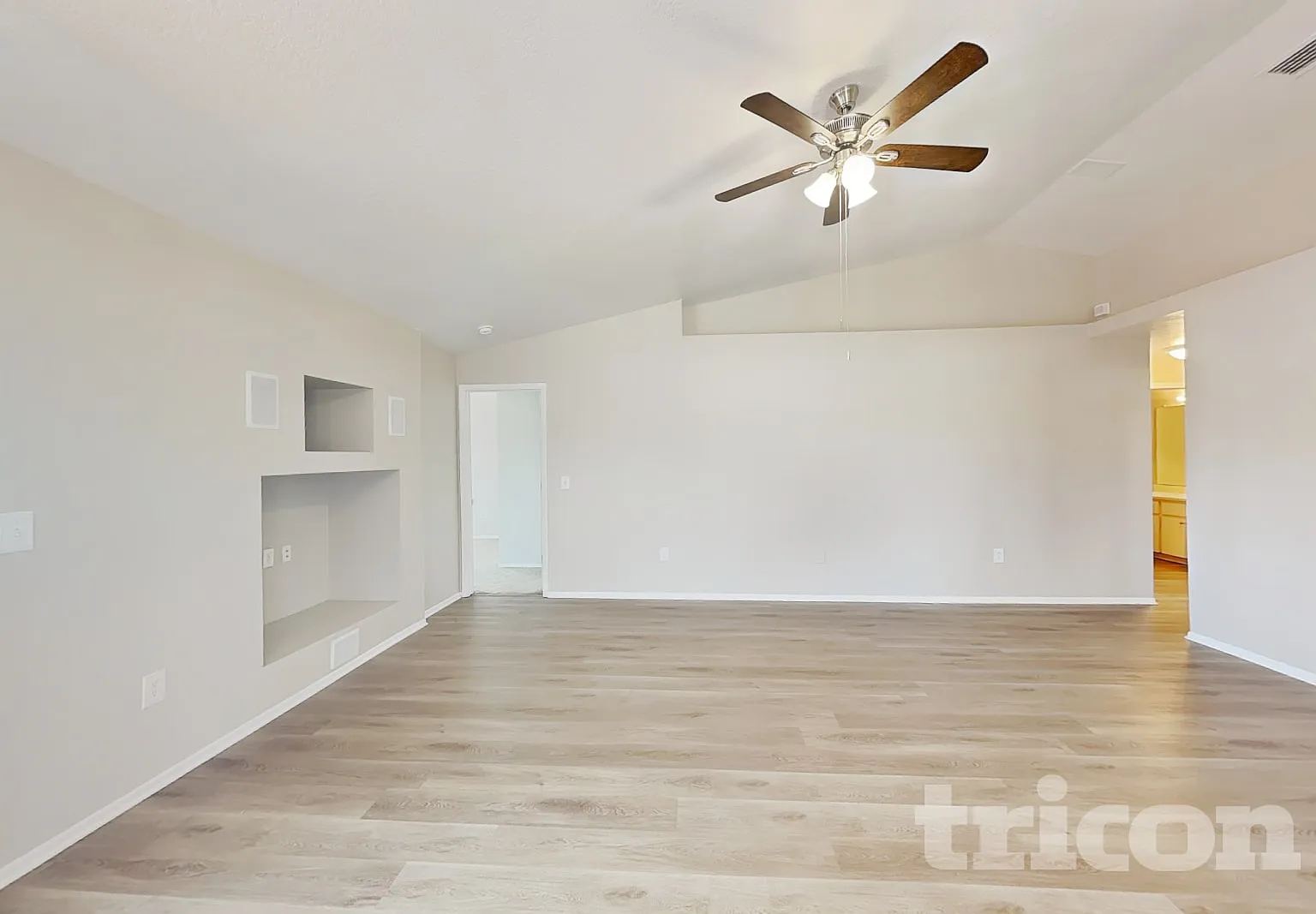 1216 Cressford Pl Brandon FL — Photo 3