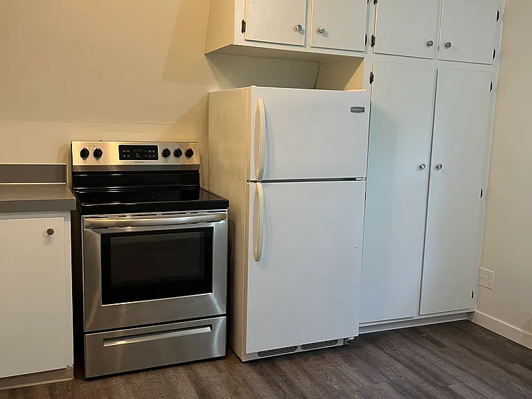 1020 Belmont Ave E #3 — Photo 6