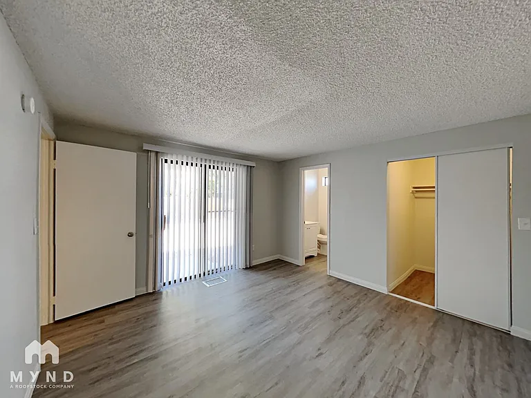 545 Truffles St — Photo 10