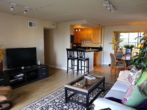 3rd image of 1333 8th Ave Unit 408