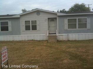 403 S Graham St, Henrietta, TX 76365