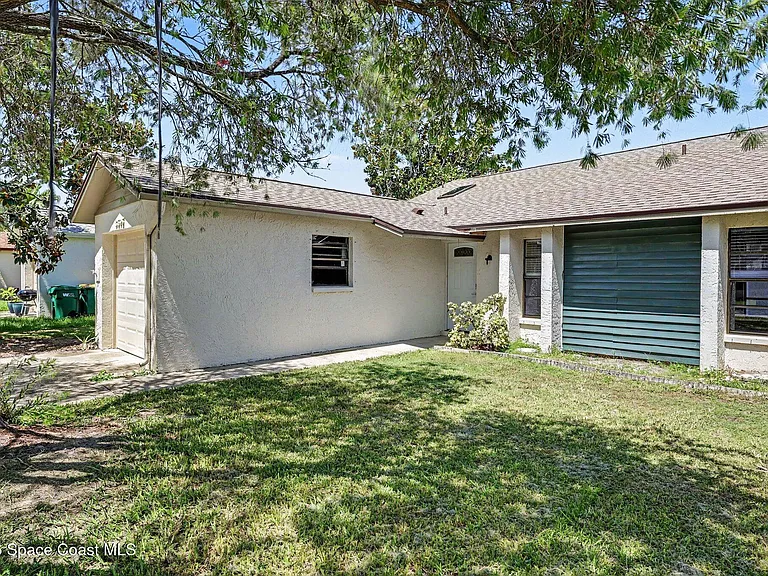 3695 Brentwood Ct — Photo 3
