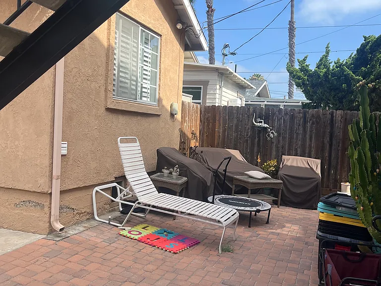 Texas St — Photo 11