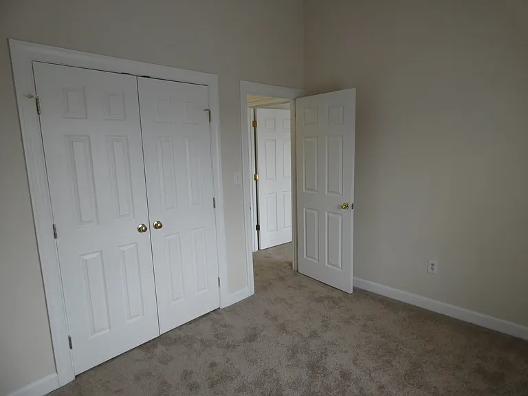 Southfield Dr — Photo 9