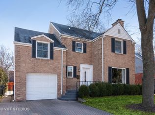 6839 N Kilpatrick Ave, Lincolnwood, IL