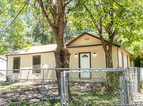 2nd image of 527 Burcham Ave