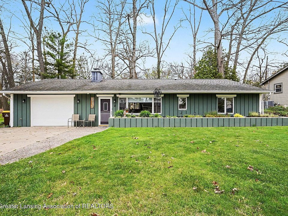 1st image of 6275 Lake Dr