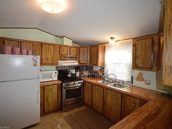 5th image of 40 Flagler Dr