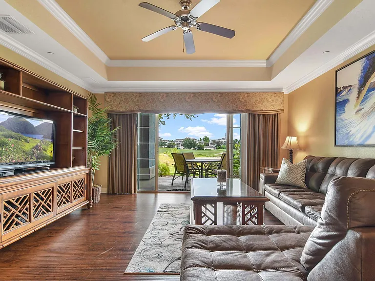 1100 Sunset View Cir #103 — Photo 9