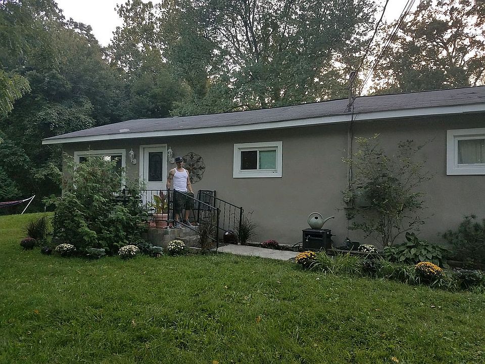 1st image of 14 Spruce Ave