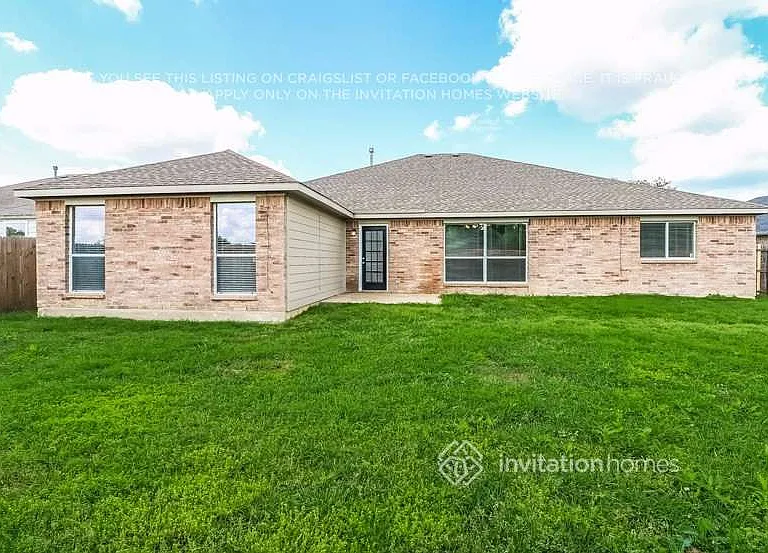 4808 Bluebird Ln — Photo 4