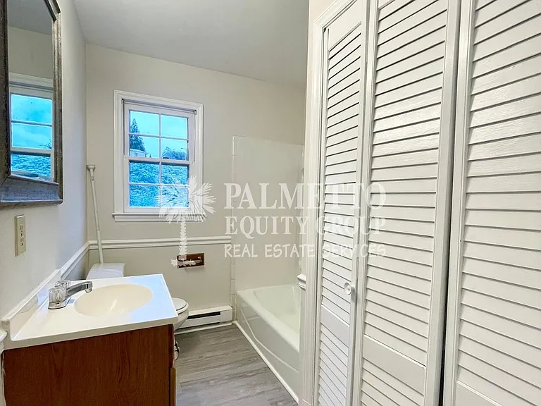 3615 Irwin St — Photo 10